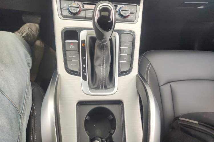 TDK.VehicleDetails.img