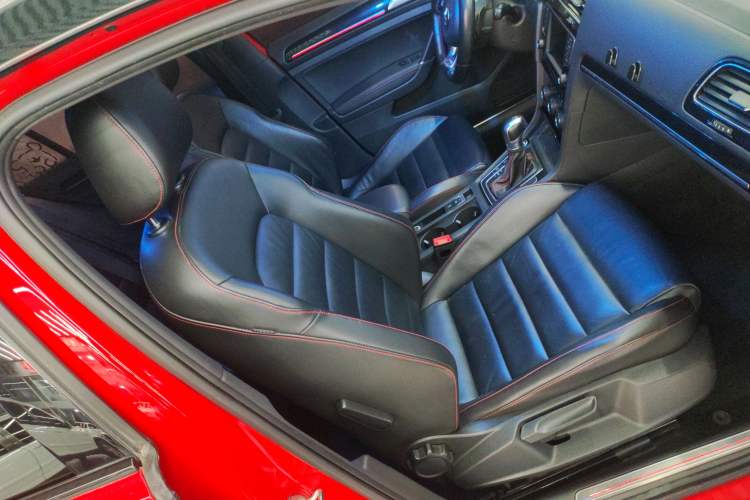 Used Volkswagen Golf GTI 2016 2.0 TSI GTI
