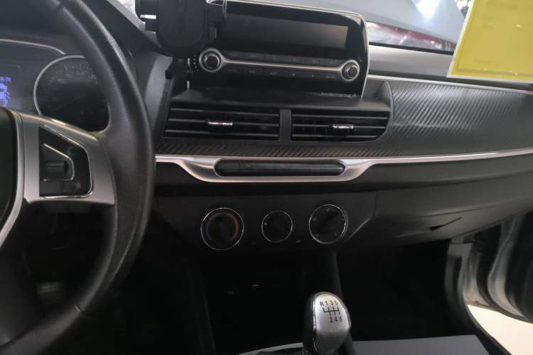 Used Great Wall Wingle 7 2019 2.0T Diesel Two-Wheel Drive Value Edition China VI Standard Big Double Cab GW4D20M