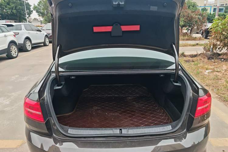 Used Volkswagen Magotan 2018 330TSI DSG Luxury Model
