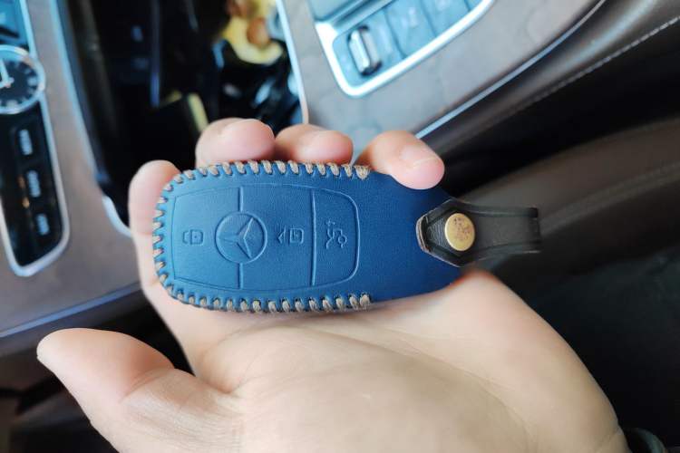 Used Mercedes-Benz E-Class 2019 E 200 L 4MATIC