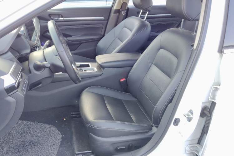 Used Nissan Teana 2022 2.0L XL-TLS Enjoyment Edition