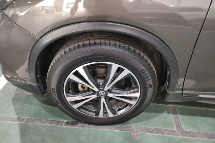 Used Nissan X-Trail 2017 2.5L CVT Luxury Edition 4WD
