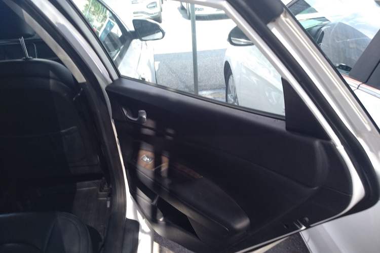 Used Kia K5 2016 1.6T Automatic LUX
