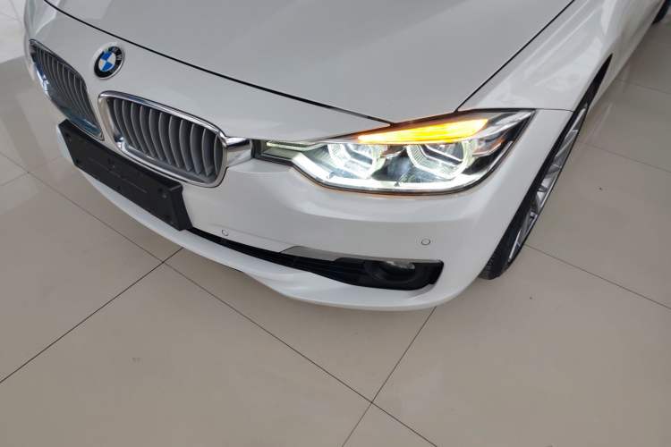 Used BMW 3 Series 2019 320Li Fashion Model
