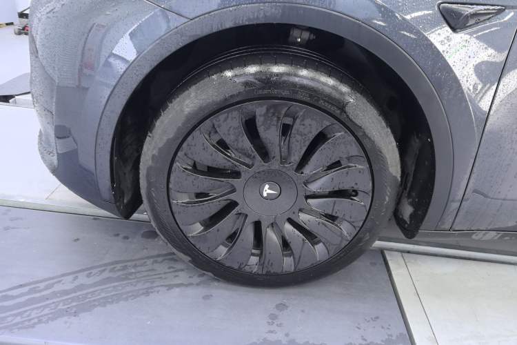 Used Tesla Model Y 2024 Rear-Wheel-Drive Version