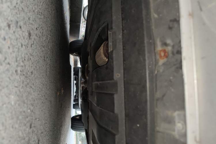 Used Land X7 2015 2.0T Panoramic Prestige Edition
