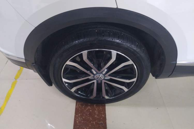 Used Volkswagen T-ROC 2018 280TSI DSG Two-Wheel Drive Comfort Version China VI Standard
