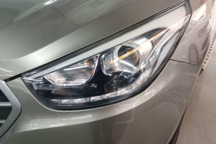 Used Hyundai ix35 2013 2.0L Automatic Two-Wheel Drive Smart GLS China IV Standard