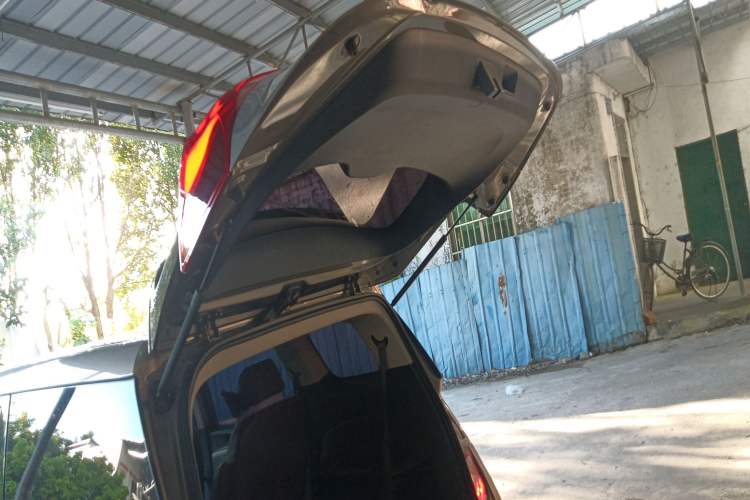 Used Buick GL6 2018 18T 6-Seater Luxury Model
