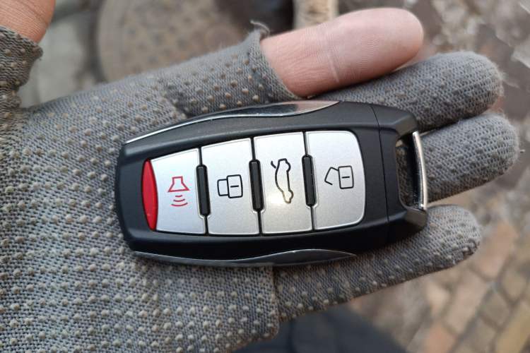 Used Haval M6 2023 PLUS 1.5T DCT Elite Smart Connectivity Model
