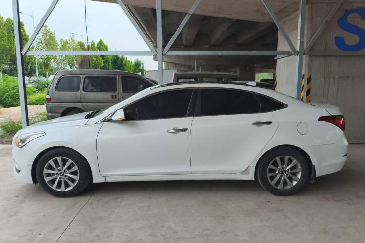 Used Hyundai Mistra 2014 1.8L Automatic Smart GLS
