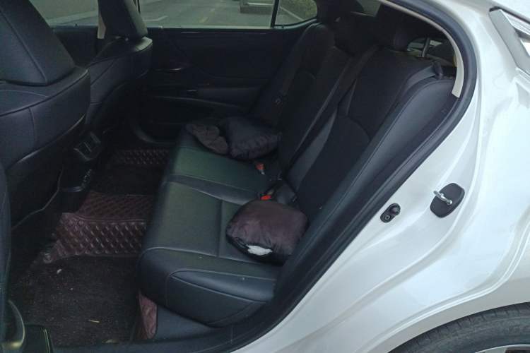 Used Lexus ES 2022 200 Excellence Edition