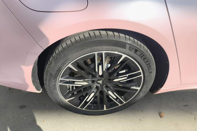 Used NETA S 2022 Extended-Range Version 1160 km Rear-Drive Big Edition
