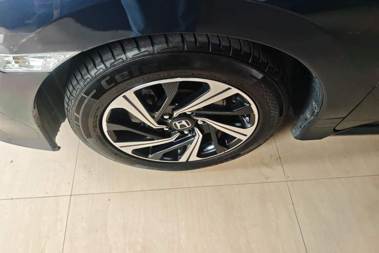 Used Honda Civic 2016 220TURBO CVT Luxury Edition
