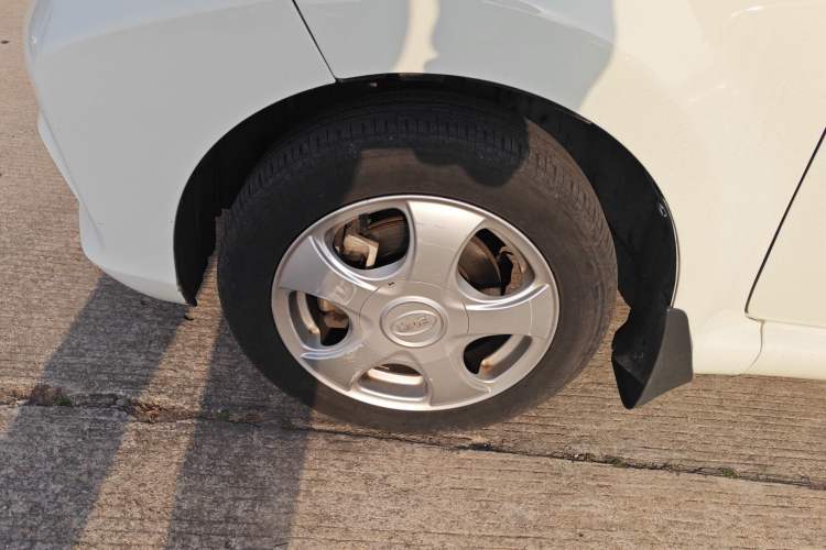 Used BYD F0 2015 1.0L AMT Joyful Cool Model
