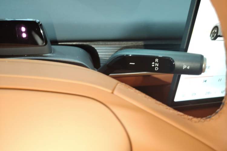 Used ONVO L60 2024 60 kWh Rear-Drive Version
