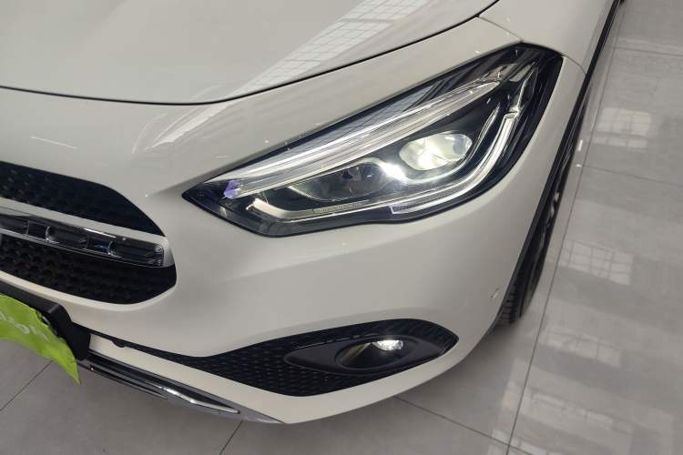 Used Mercedes-Benz GLA 2023 GLA 220
