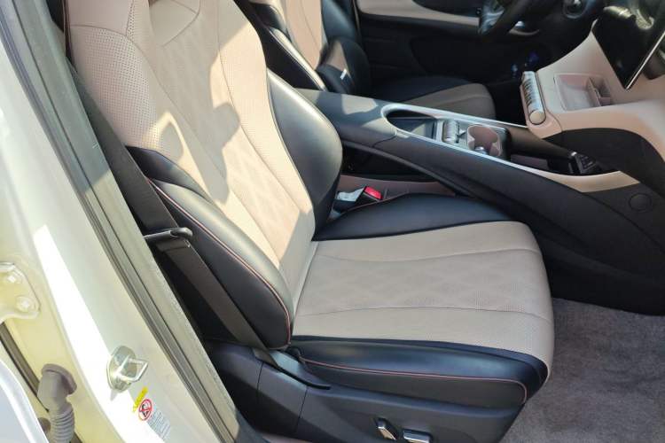 Used BYD Dolphin 2023 420 km Fashion Edition