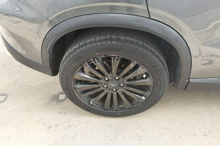 Used Oshan X5 2021 Revised Version 1.5T DCT Luxury Edition
