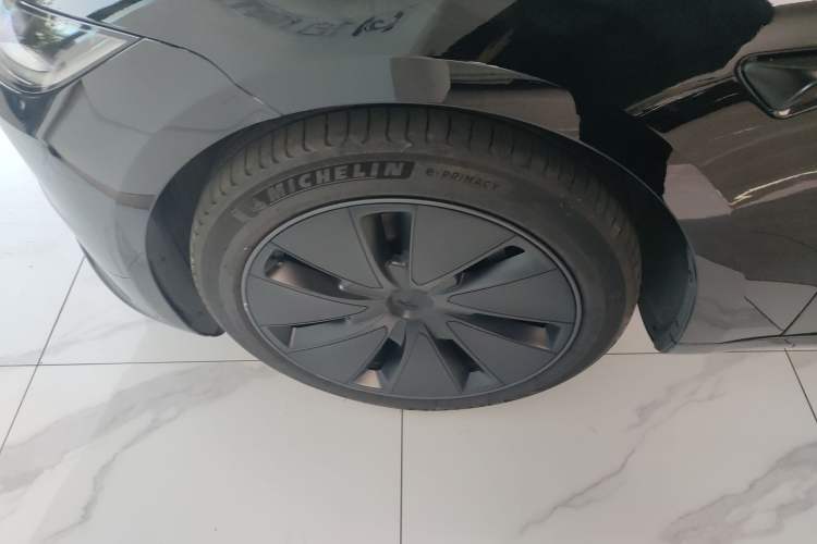 Used Tesla Model 3 2023 Long-Range All-Wheel-Drive Version