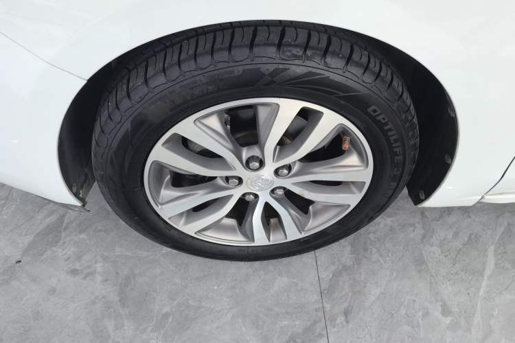 Used Buick GT 2018 18T Automatic Elite Model
