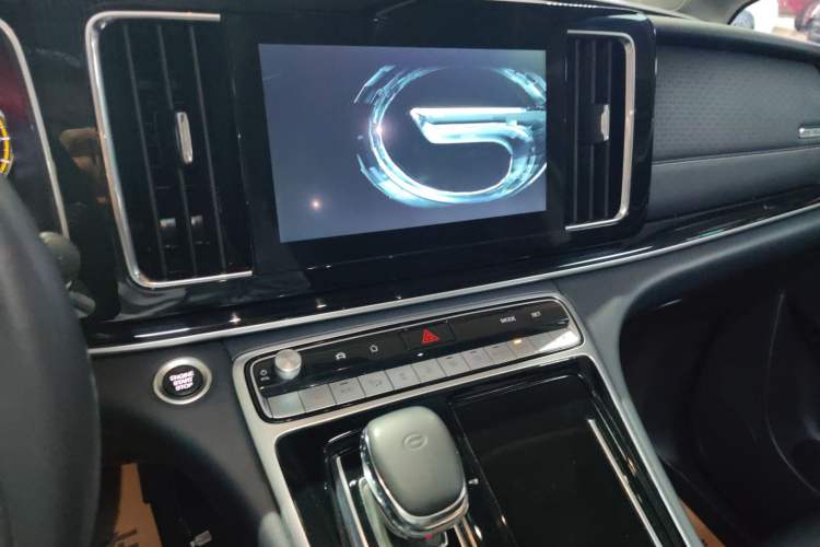 Used GAC Trumpchi M8 2021 Lingxiu Series 390T Deluxe Edition
