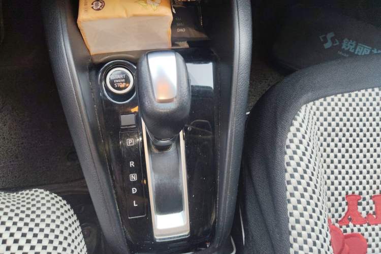 Used Nissan Kicks 2017 1.5L CVT Smart Drive Edition