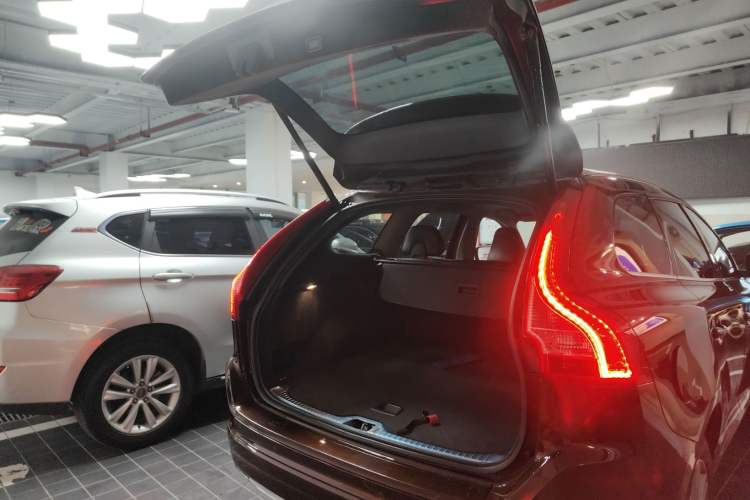 Used Volvo XC60 2016 T5 Smart Version