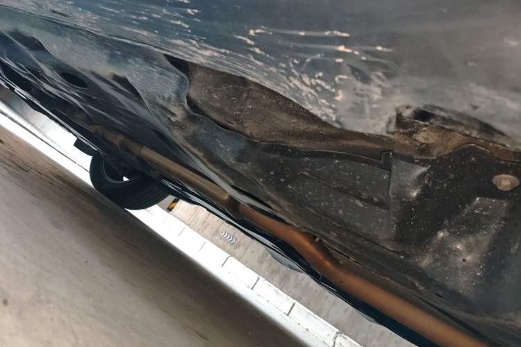 Used Jeep Cherokee 2019 2.0T Four-Wheel Drive Explorer Edition China VI Emission Standard
