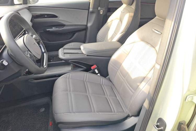 Used Hongqi EH7 2024 690 Pro
