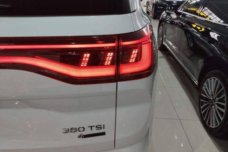 Used Volkswagen Talagon 2022 380TSI Four-Wheel Drive Luxury "Jiajing" Edition Pro 6 Seats