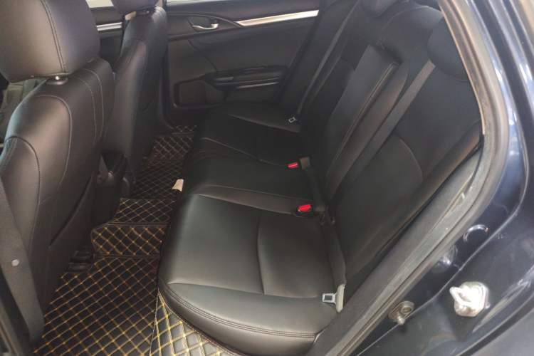 Used Honda Civic 2016 220TURBO CVT Luxury Edition
