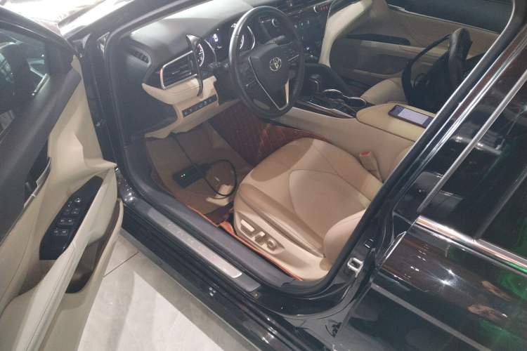 Used Toyota Camry 2019 2.5G Luxury Edition China VI Standard
