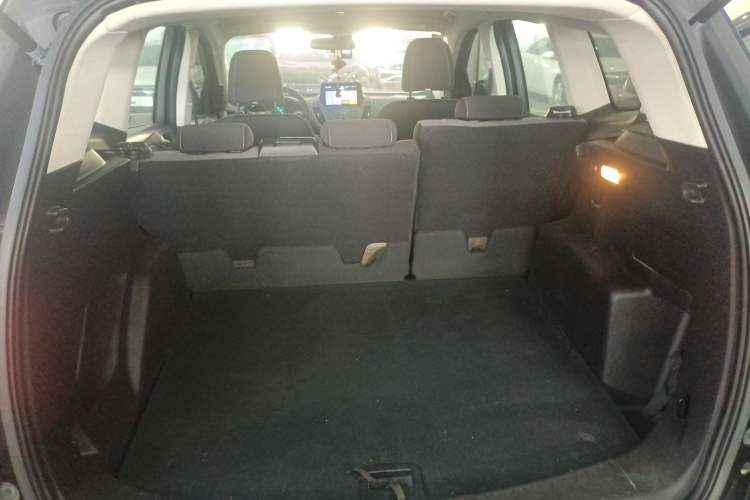 Used Ford Kuga 2015 1.5L GTDi Two-Wheel-Drive Comfort Model
