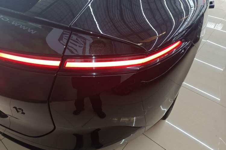 Used  12 2024 700 Three-Laser Rear-Wheel Drive Luxury Edition