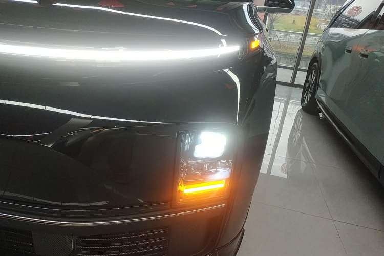 Used Li Auto L7 2023 Pro Model
