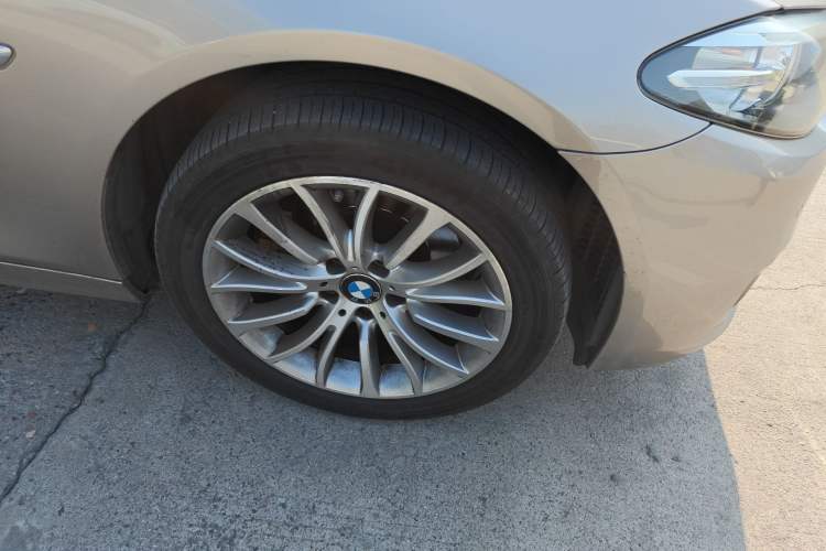 Used BMW 5 Series 2014 530Li Luxury Design Package