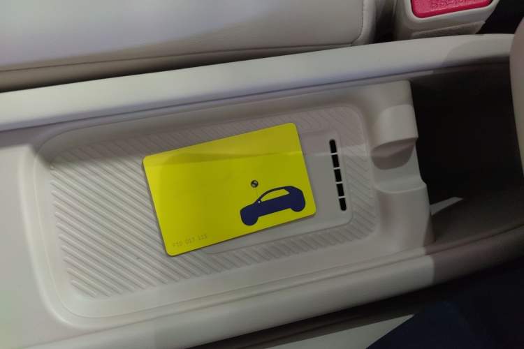 Used  firefly 2025 Illuminated Edition