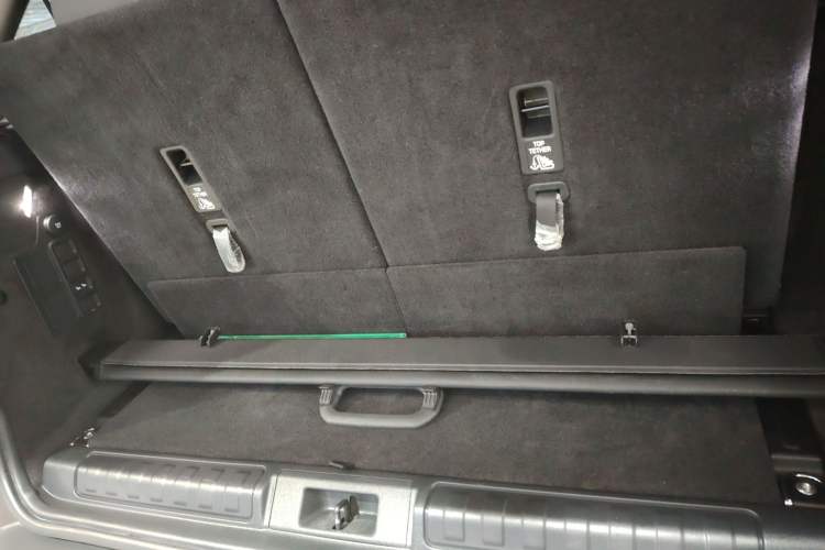 Used Land Rover Discovery 2020 3.0 SC V6 SE