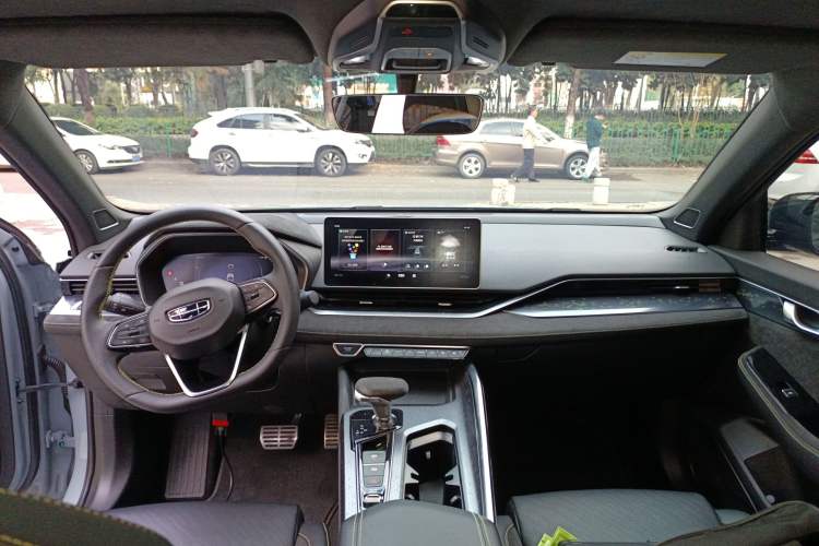 Used Geely Auto Preface 2021 2.0TD Space-Time Edition Hao Yue
