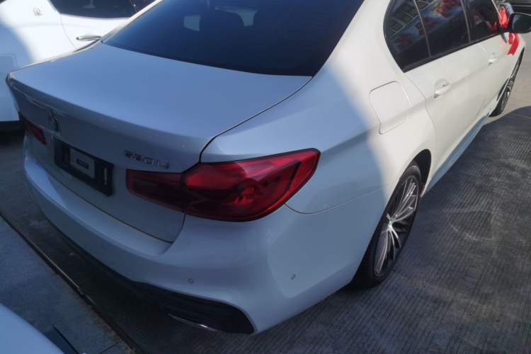 Used BMW 5 Series 2019 Facelifted 530Li Leading Edition M Sport Package
