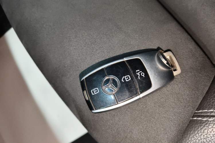 Used Mercedes-Benz E-Class 2017 E 200 Sport 4MATIC
