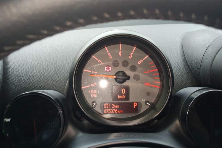 Used  Countryman 2014 1.6T COOPER S
