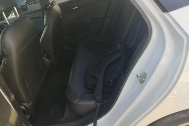 Used Buick Velite 6 2022 Plug-in Hybrid Connected Fashion Model
