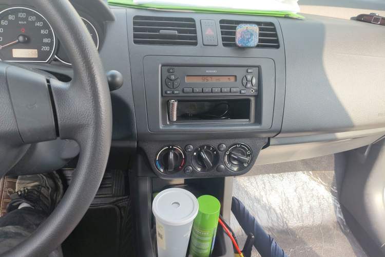 Used Suzuki Swift 2014 1.3L Manual Standard Edition