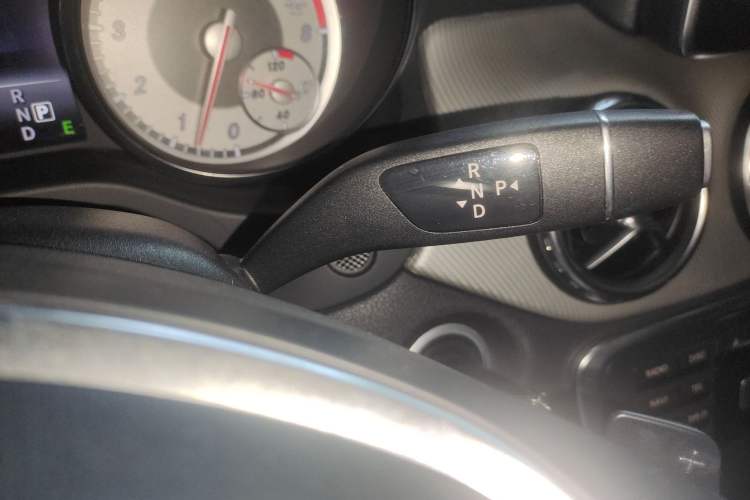 Used Mercedes-Benz GLA 2015 GLA 200 Fashion Model