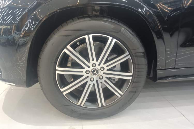 Used Mercedes-Benz GLE 2025 GLE 350 4MATIC Stylish Model
