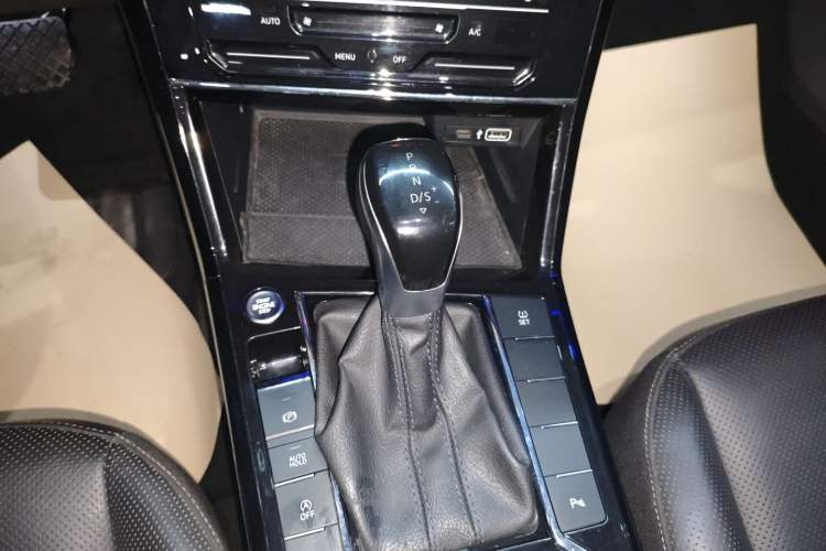 Used Volkswagen Passat 2021 330TSI Luxury Edition
