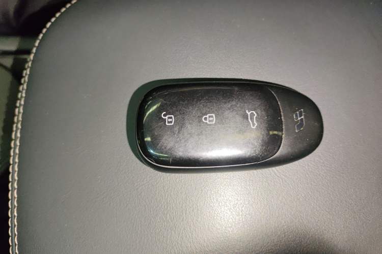 Used Li Auto ONE 2020 Extended-Range 6-Seater Version
